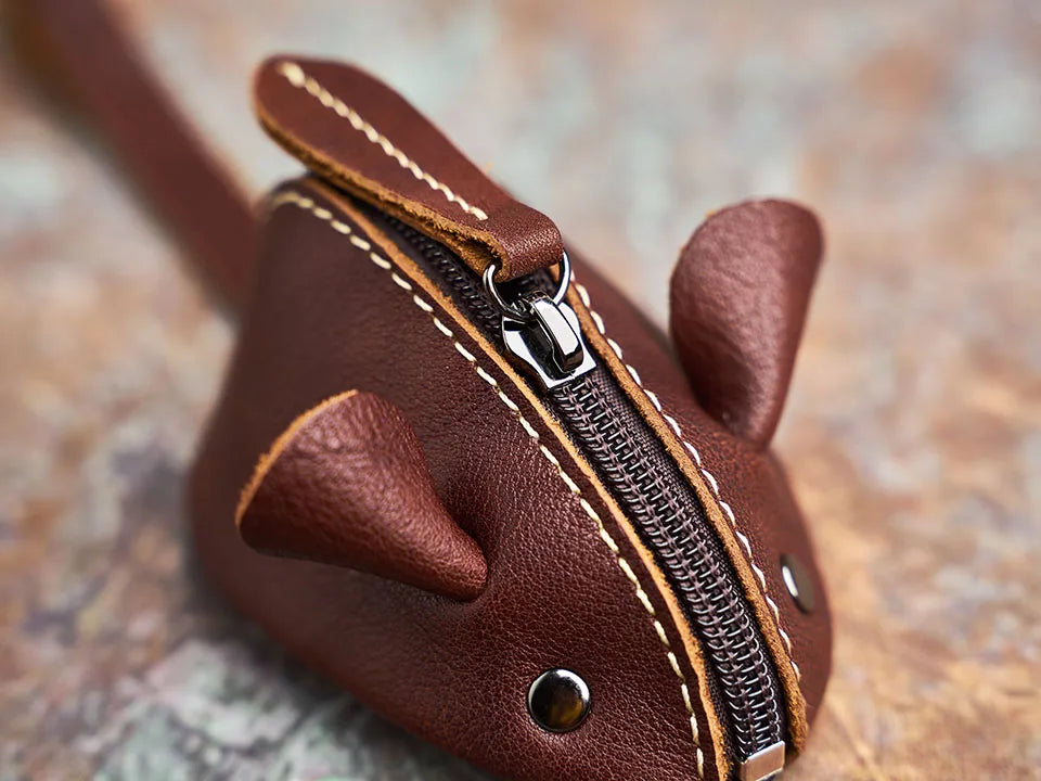 cute retro genuine brown leather rat shaped coin purse